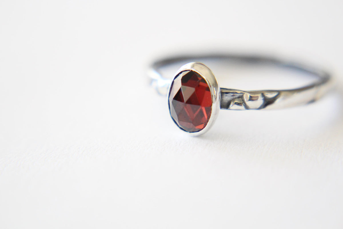 Oval Garnet Stacking Ring, Garnet Ring, Natural Gemstone Ring, January Birthstone, Garnet, Gemstone Stacking Ring, Red Garnet, Garnet Stone