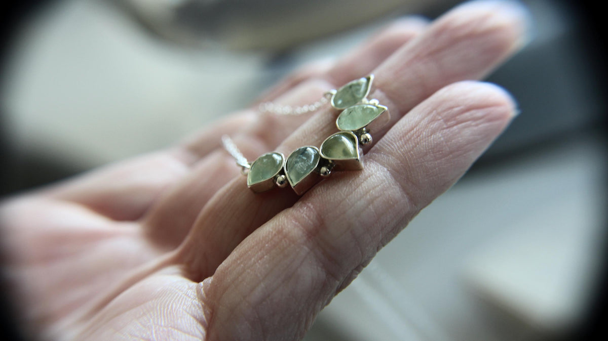 Prehnite Teardrop Necklace, Prehnite Necklace, Prehnite Drop Necklace, Boho Necklace, Prehnite Jewelry, Nature Inspired Jewelry, Jewelry