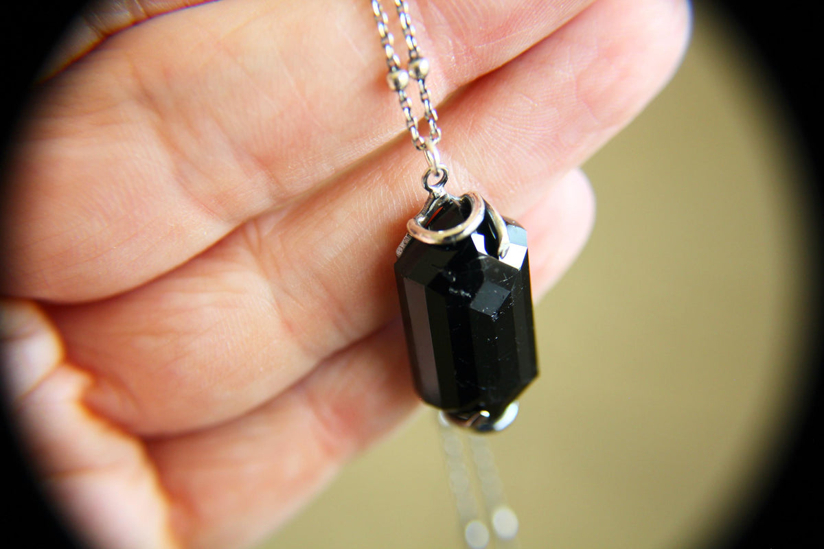 Hexagon Tourmaline Necklace, Hexagon Black Tourmaline Necklace, Tourmaline Pendant, Natural Gemstone, Tourmaline Jewelry, Gift