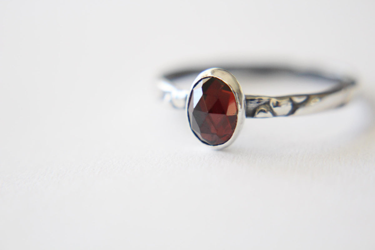 Oval Garnet Stacking Ring, Garnet Ring, Natural Gemstone Ring, January Birthstone, Garnet, Gemstone Stacking Ring, Red Garnet, Garnet Stone
