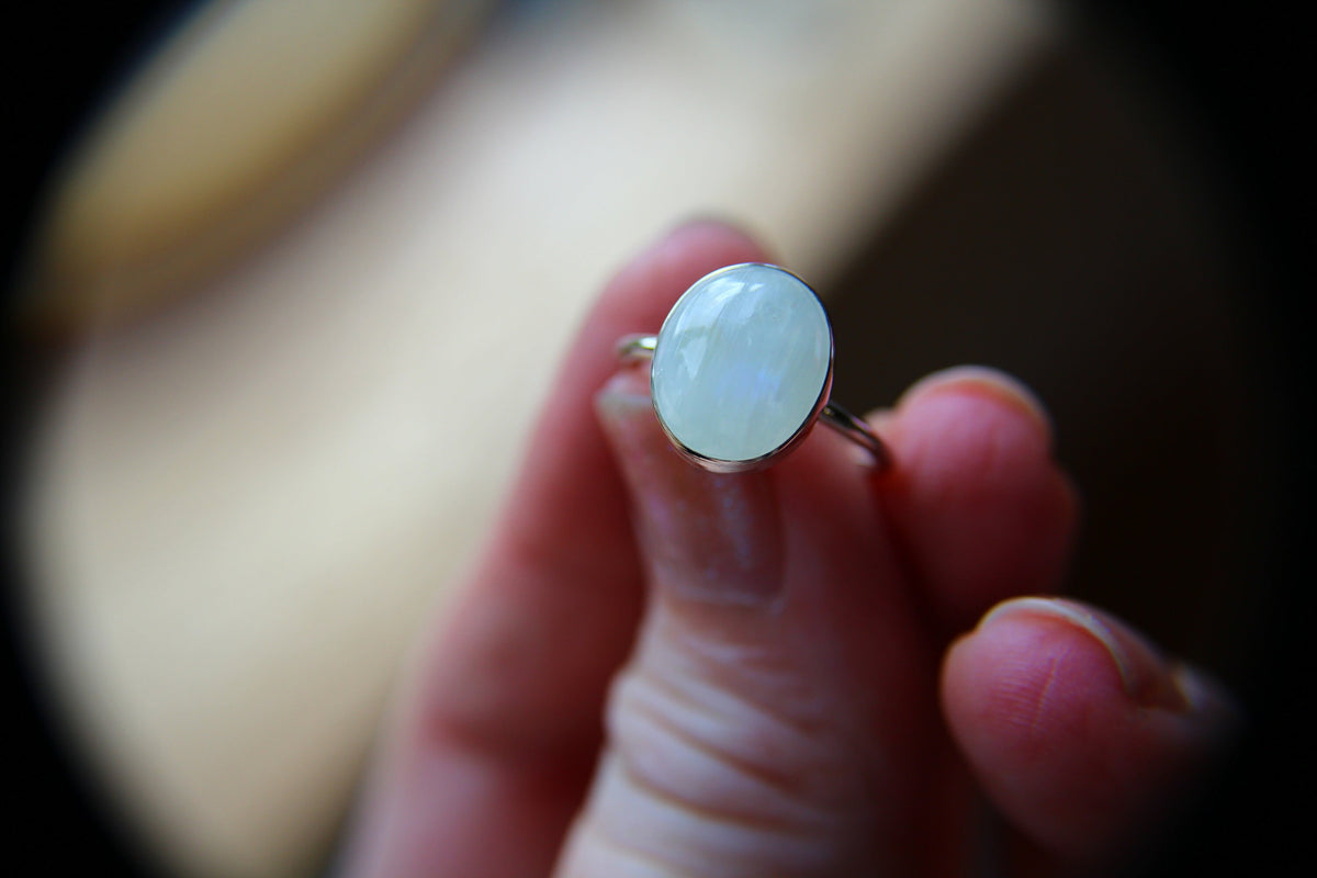 Large Oval Rainbow Moonstone Ring, Oval Rainbow Moonstone Ring, Boho Ring, Oval Moonstone Ring, Moonstone Stacking Ring, FMJ, Gift