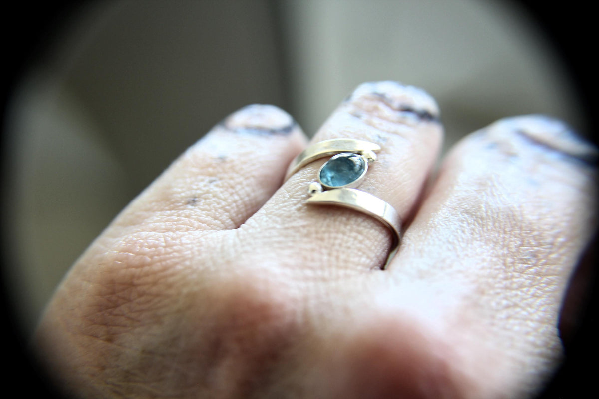 Sea Moss Aquamarine Ring, Bypass Ring, Statement Ring, Aquamarine Bypass Ring, Natural Aquamarine Ring, Aquamarine Jewelry, Aquamarine, Gift