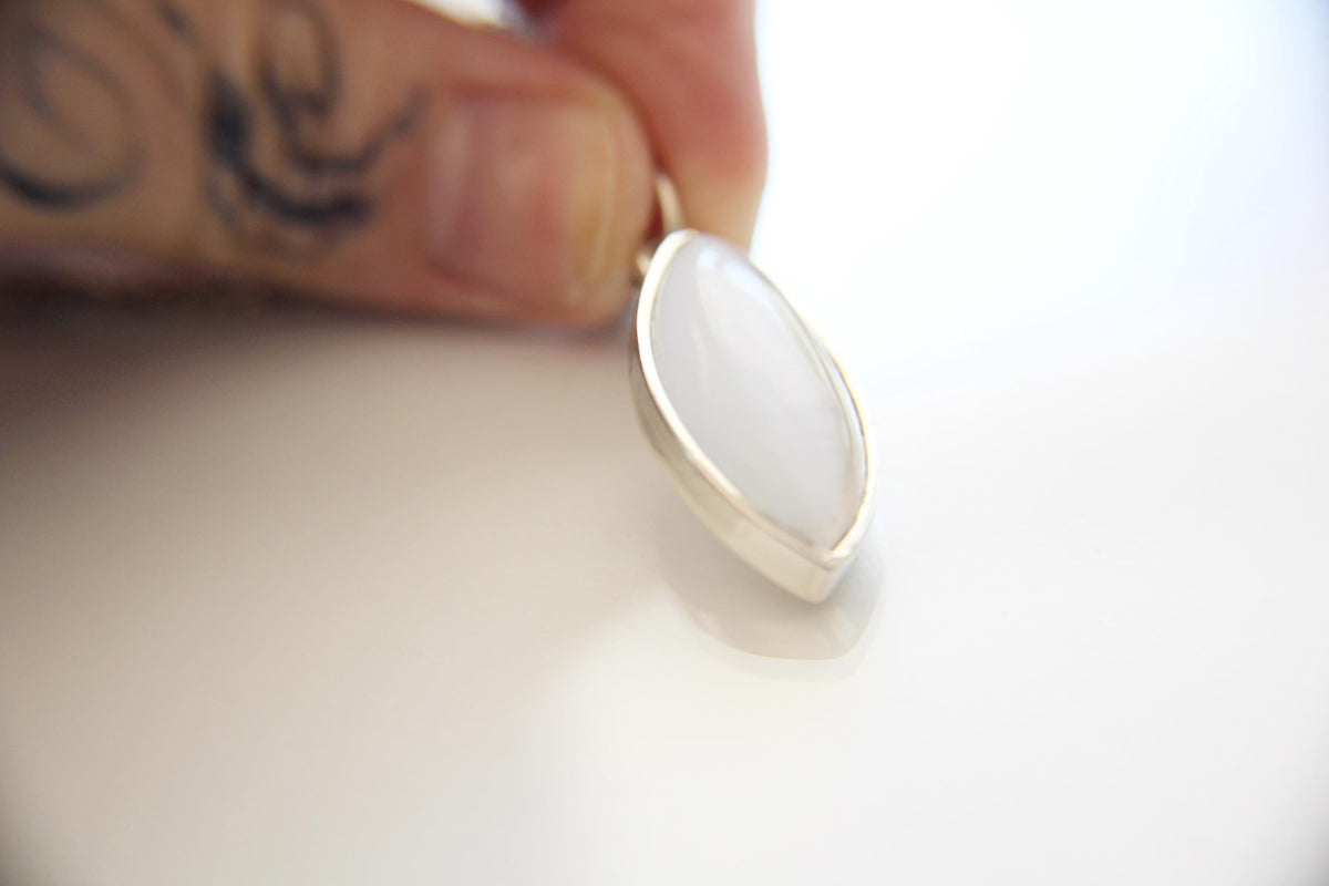 Marquise Selenite Necklace, Selenite Necklace, Marquise Necklace, White Stone Necklace, Cleansing Necklace, Marquise Gemstone,Spiritual Gift
