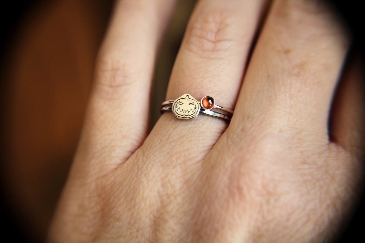 Pumpkin Ring, Halloween Pumpkin Ring, Pumpkin Jewelry, Halloween Jewelry, Spooky Pumpkin Ring, Fall Theme Jewelry, Pumpkins, Fall, Gift