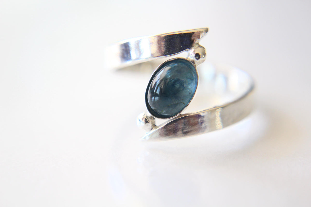 Sea Moss Aquamarine Ring, Bypass Ring, Statement Ring, Aquamarine Bypass Ring, Natural Aquamarine Ring, Aquamarine Jewelry, Aquamarine, Gift