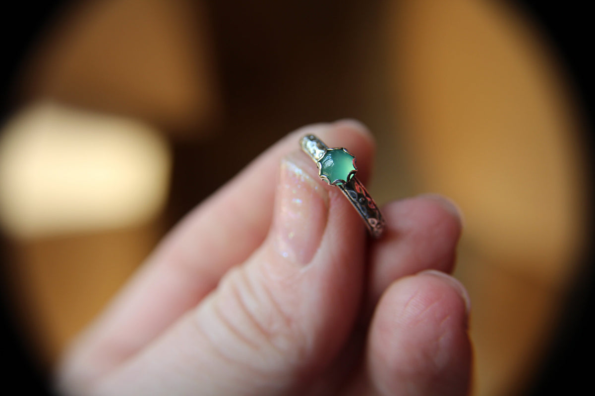 Chrysoprase Stacking Ring, Chrysoprase Ring, Chrysoprase Floral Ring, Birthstone, Chrysoprase, Stacking Ring, Green, Chrysoprase, Gift