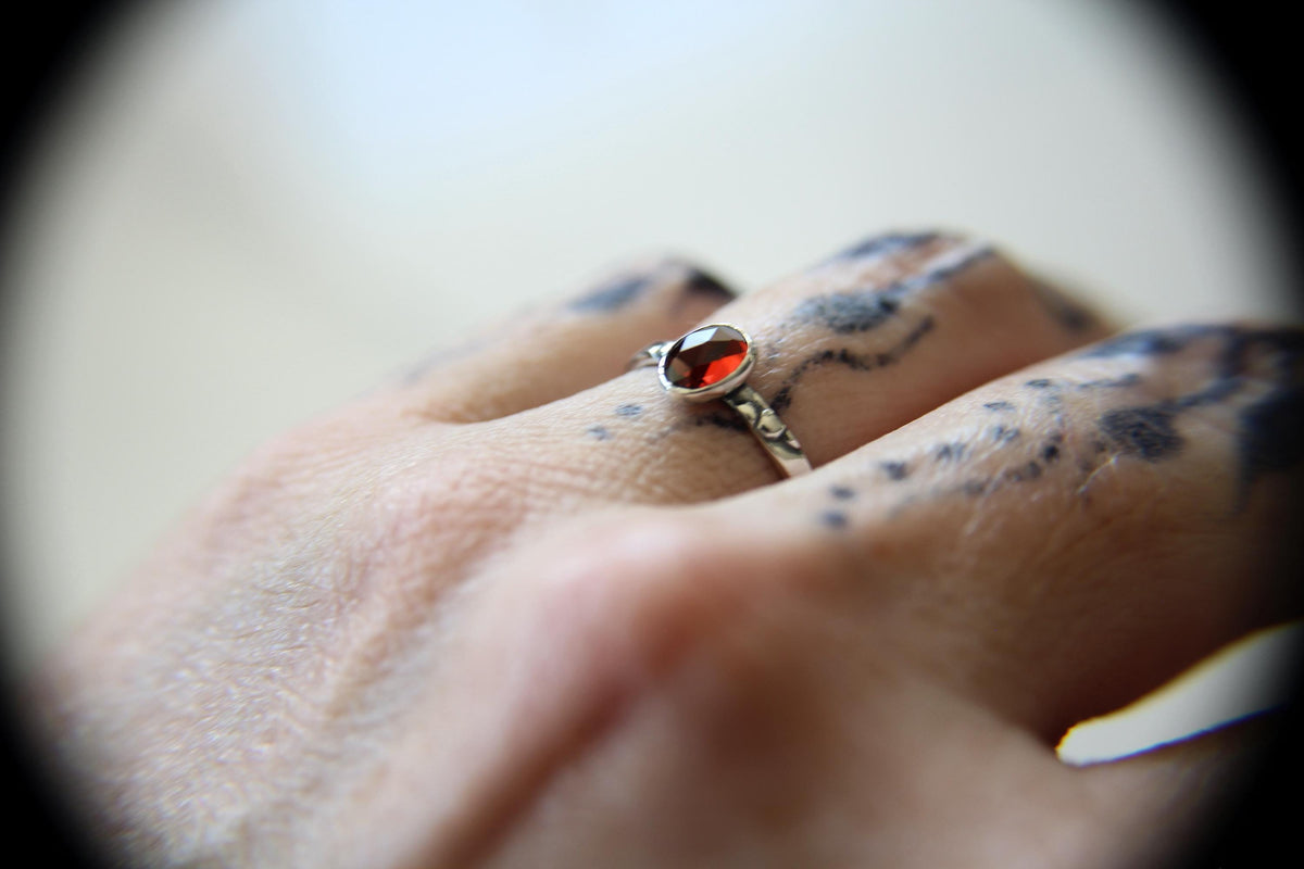 Oval Garnet Stacking Ring, Garnet Ring, Natural Gemstone Ring, January Birthstone, Garnet, Gemstone Stacking Ring, Red Garnet, Garnet Stone