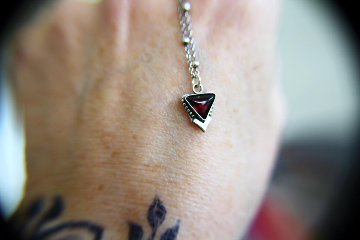 Garnet Necklace, Tiny Garnet Necklace, Minimalist, Recycled Necklace, Triangle Garnet Jewelry, Trillion Garnet Necklace, Tiny Garnet Pendant