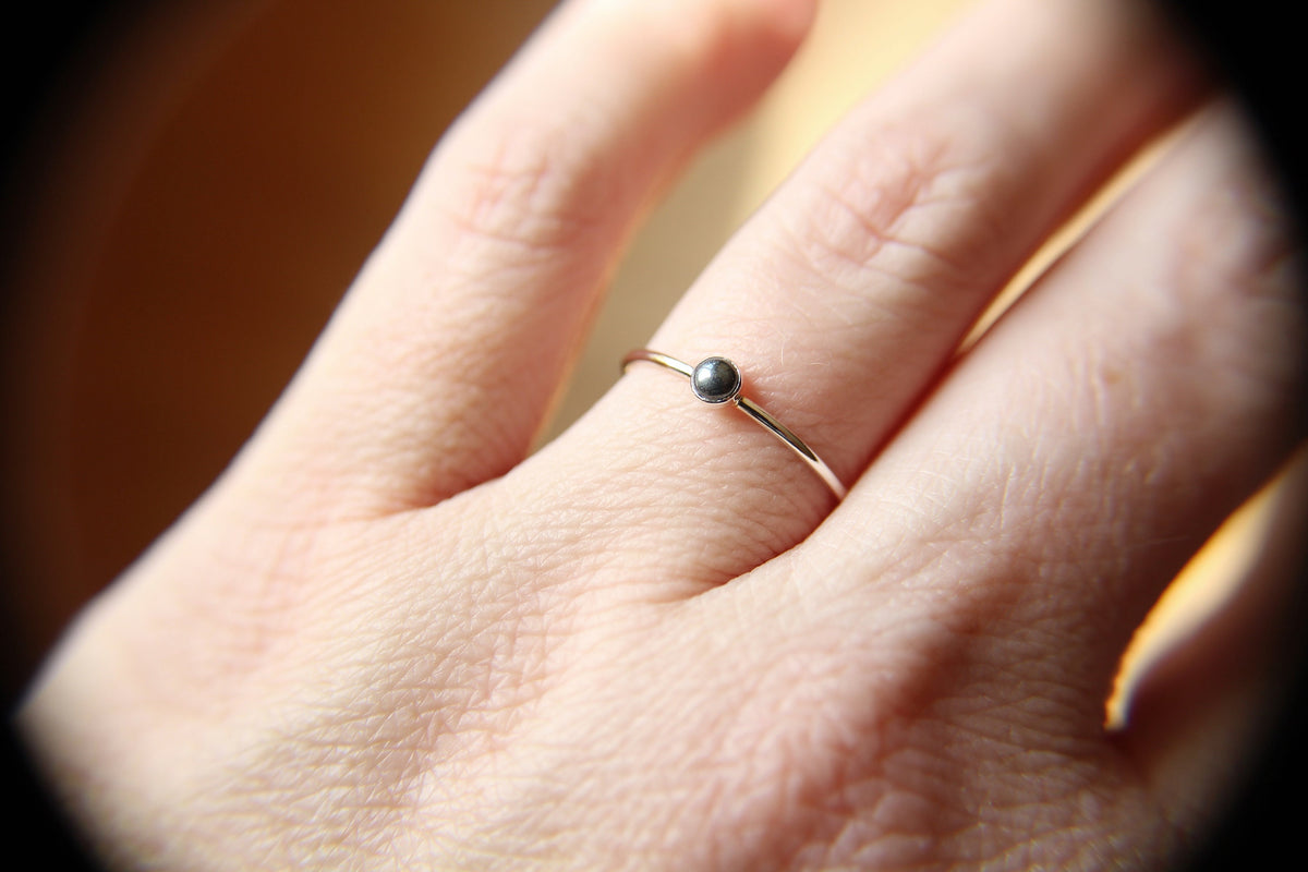 Tiny Hematite Ring, Hematite Jewelry, Boho Ring, Modern Ring, Hematite Stone, Hematite Rings, Tiny Little Hematite Stacking Ring, Stacking