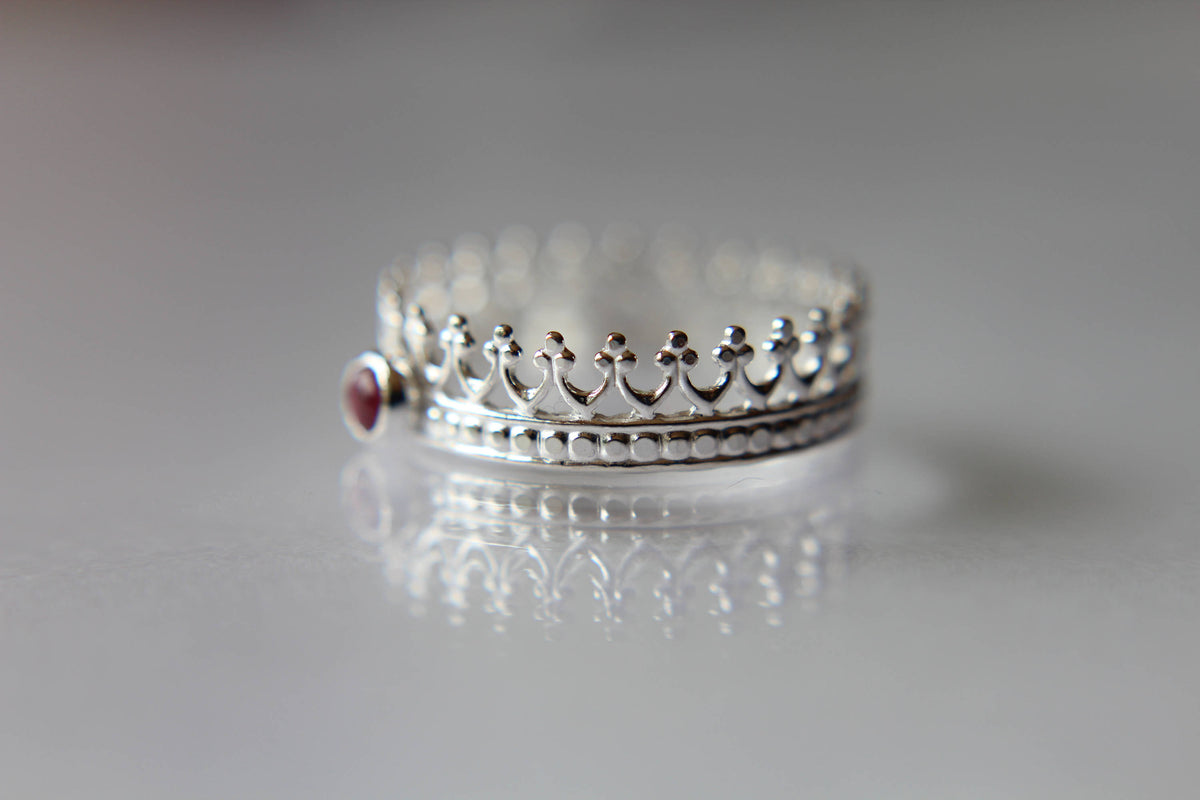 Ruby Crown Ring, Wedding Band, Engagement Ring, Princess Ring, Promise Ring, Simple Gift, Ruby Crown Ring, Ruby Birthstone, Genuine, Gift