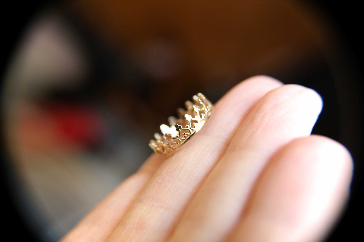 14k Solid Gold Crown Ring. Wedding Band. Engagement Ring, Princess Ring, Promise Ring, Gold Band, Simple Gift, 14k Yellow Gold Ring, Gold