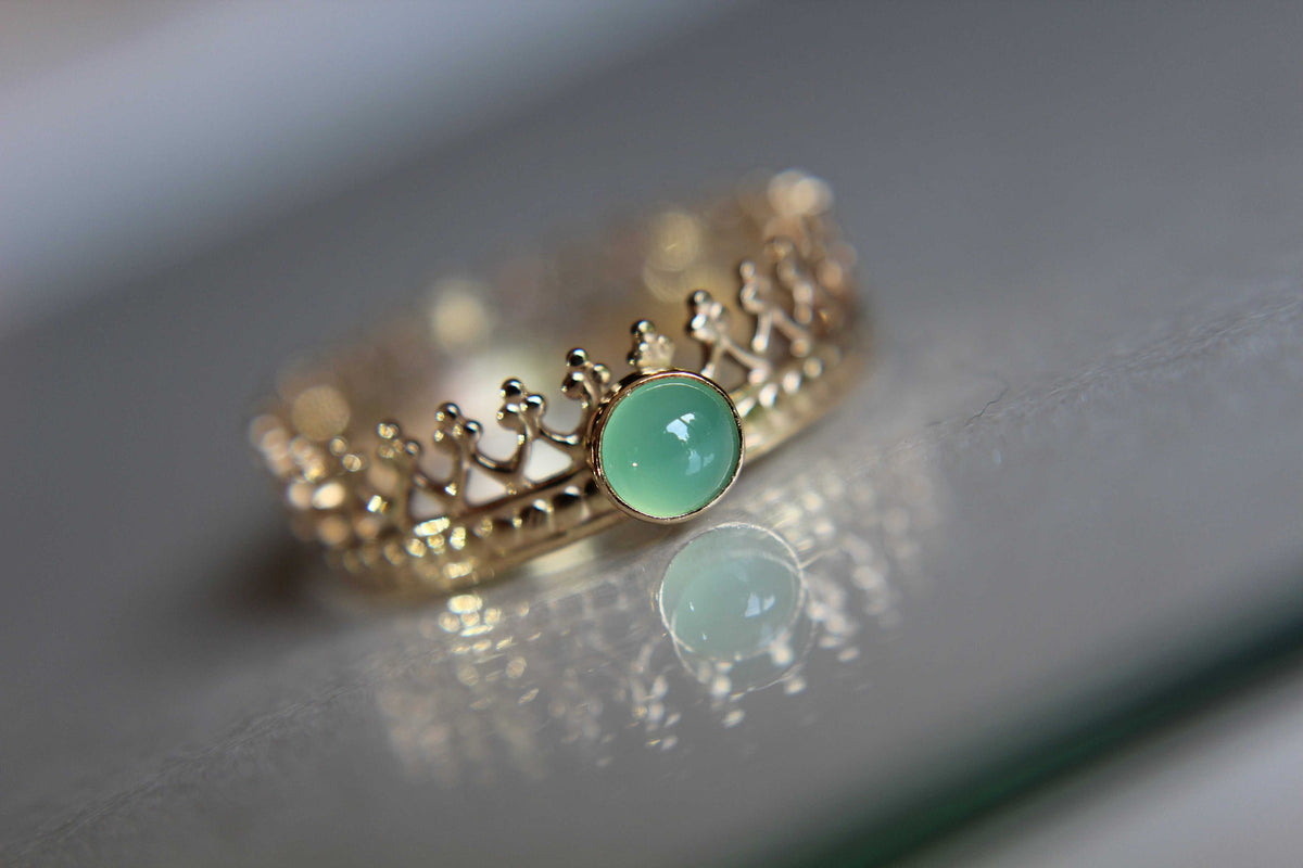 Crown Ring, Wedding Band, Engagement Ring, Princess Ring, Promise Ring, Simple Gift, Chrysoprase Crown Ring, Genuine Gemstone, Gift