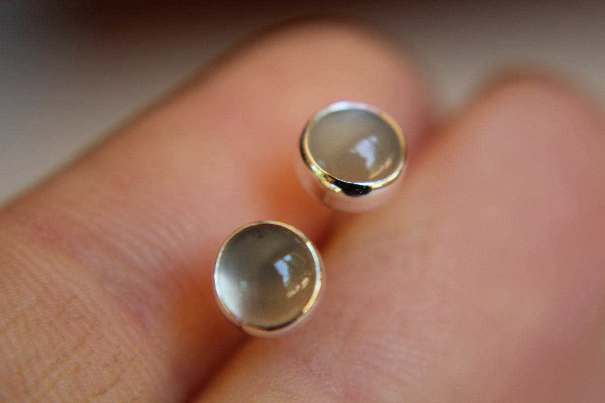 Moonstone Earrings, Stud Earrings, Silver Earrings, Gray Moonstone Earrings, Gemstone Earrings, 5mm Moonstone Earrings, Natural, Gift