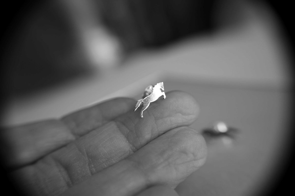 Horse Earrings, Sterling Silver Horse Earrings, Equestrian Jewelry, Unique Horse Earrings, Modern Earrings, Minimalist Jewelry, Gift
