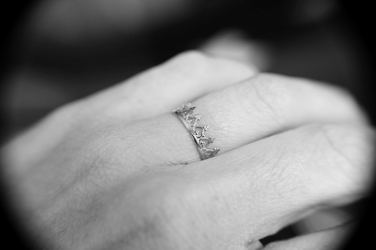 14k Solid Gold Crown Ring. Wedding Band. Engagement Ring, Princess Ring, Promise Ring, Gold Band, Simple Gift, 14k Yellow Gold Ring, Gold