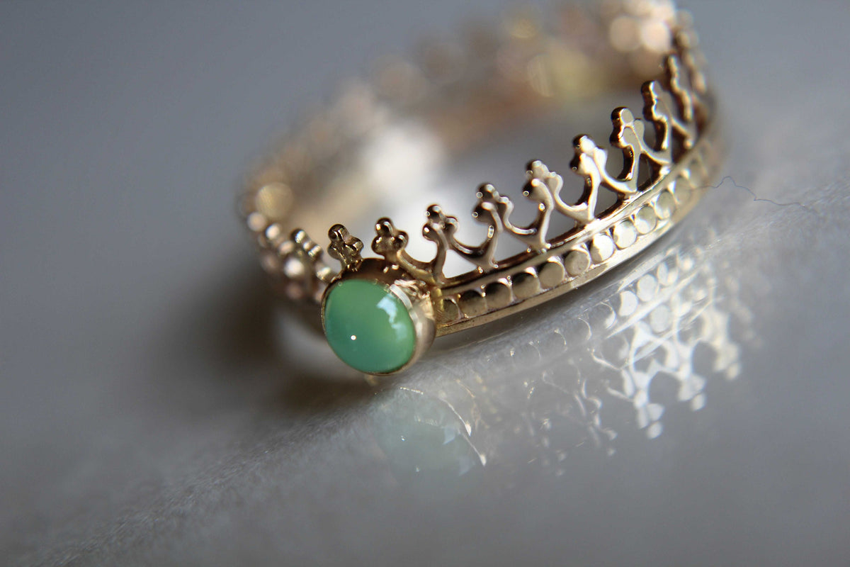 Crown Ring, Wedding Band, Engagement Ring, Princess Ring, Promise Ring, Simple Gift, Chrysoprase Crown Ring, Genuine Gemstone, Gift