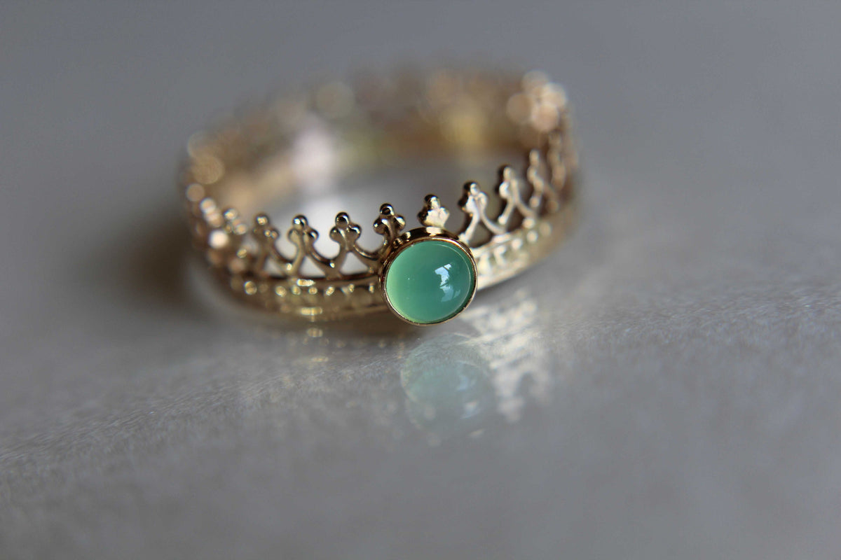 Crown Ring, Wedding Band, Engagement Ring, Princess Ring, Promise Ring, Simple Gift, Chrysoprase Crown Ring, Genuine Gemstone, Gift