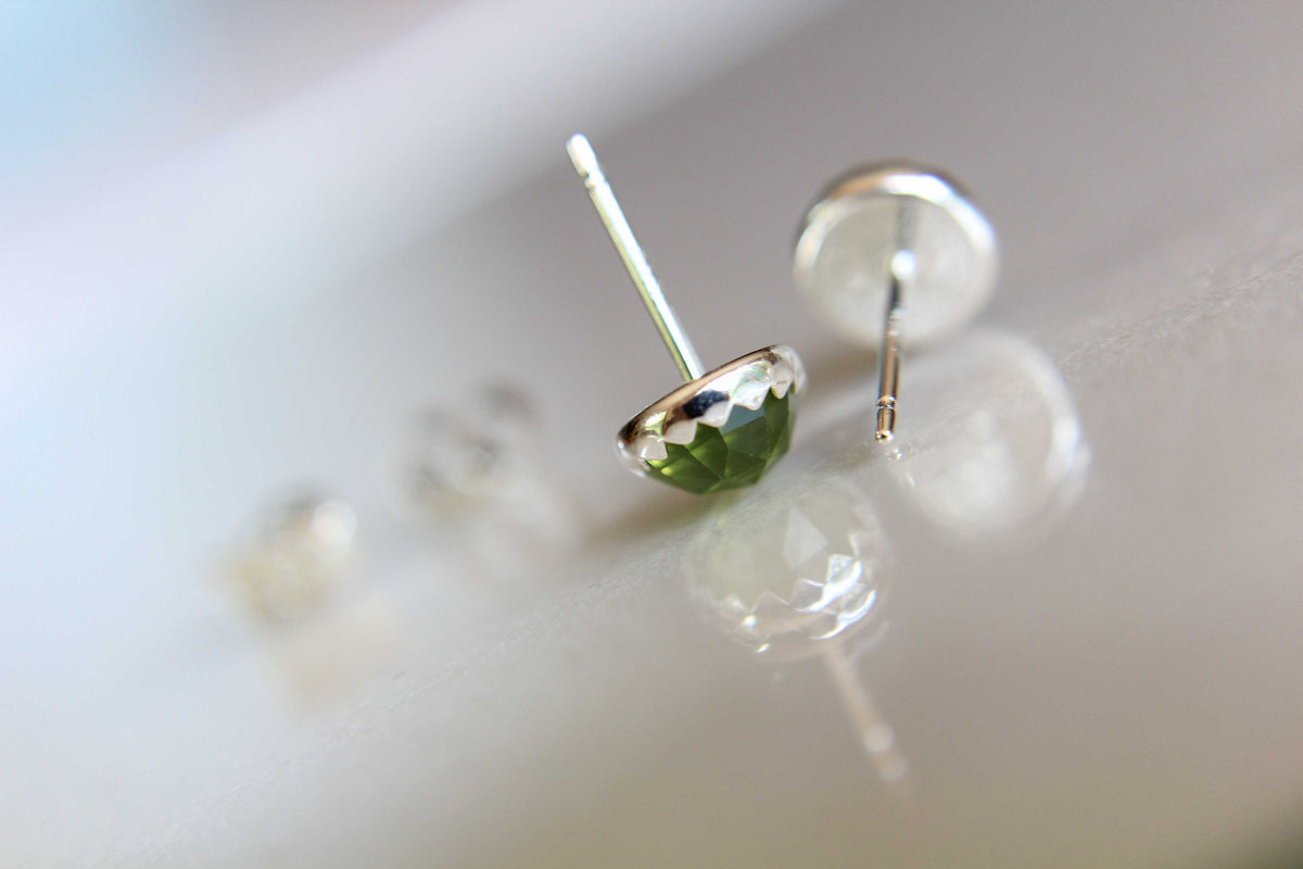 Peridot Earrings, Rose Cut Earrings, Simple Earrings, 6mm Peridot Earrings, Post Earrings, Modern Jewelry, Minimalist,Modern Earrings, Green