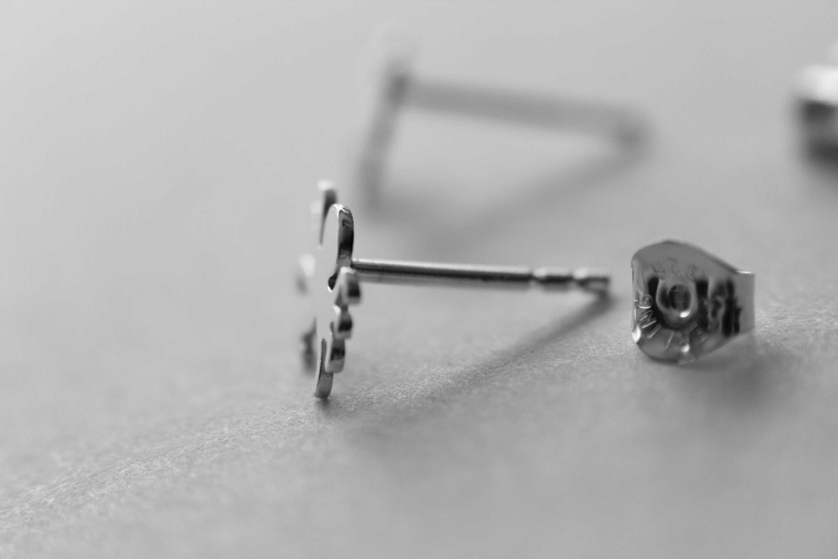 Octopus Stud Earrings, Sterling Silver Octopus Earrings, Minimalistic Tiny Octopus earrings, Squid Jewelry, Squid Earrings, Ocean Jewelry