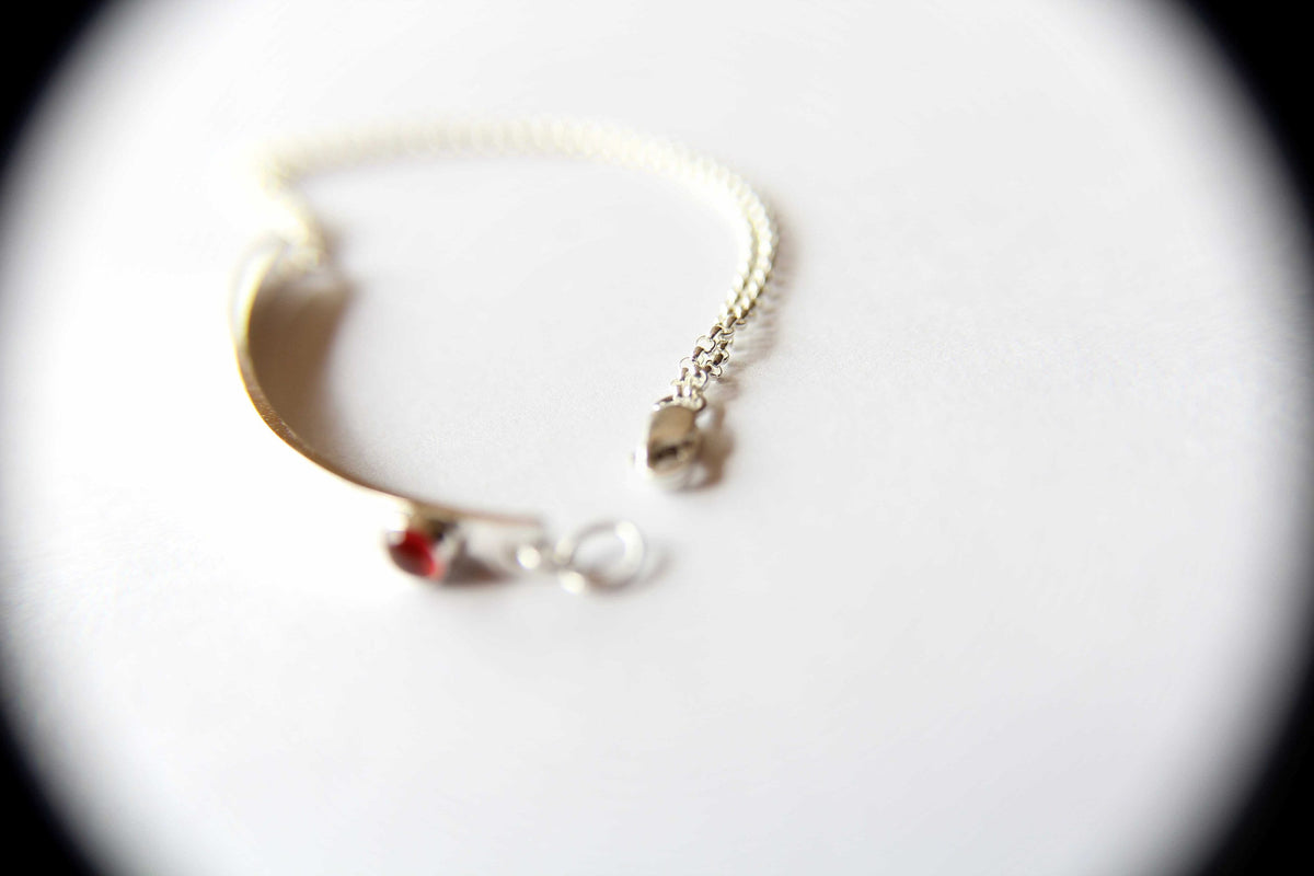 Birthstone Bar Bracelet, Bar Bracelet, Birthstone Jewelry, Birthstone Nameplate Bracelet, Nameplate Bracelet, Silver Bar Bracelet, Gift