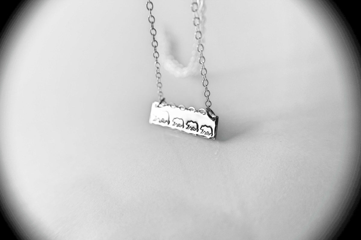 Mama Bear Necklace, Bar Mama Baby, Mothers Gift, Bear Cubs Mama Bear Jewelry Mama Bear Gift, Silver Hand Stamped Mother Necklace, Gift