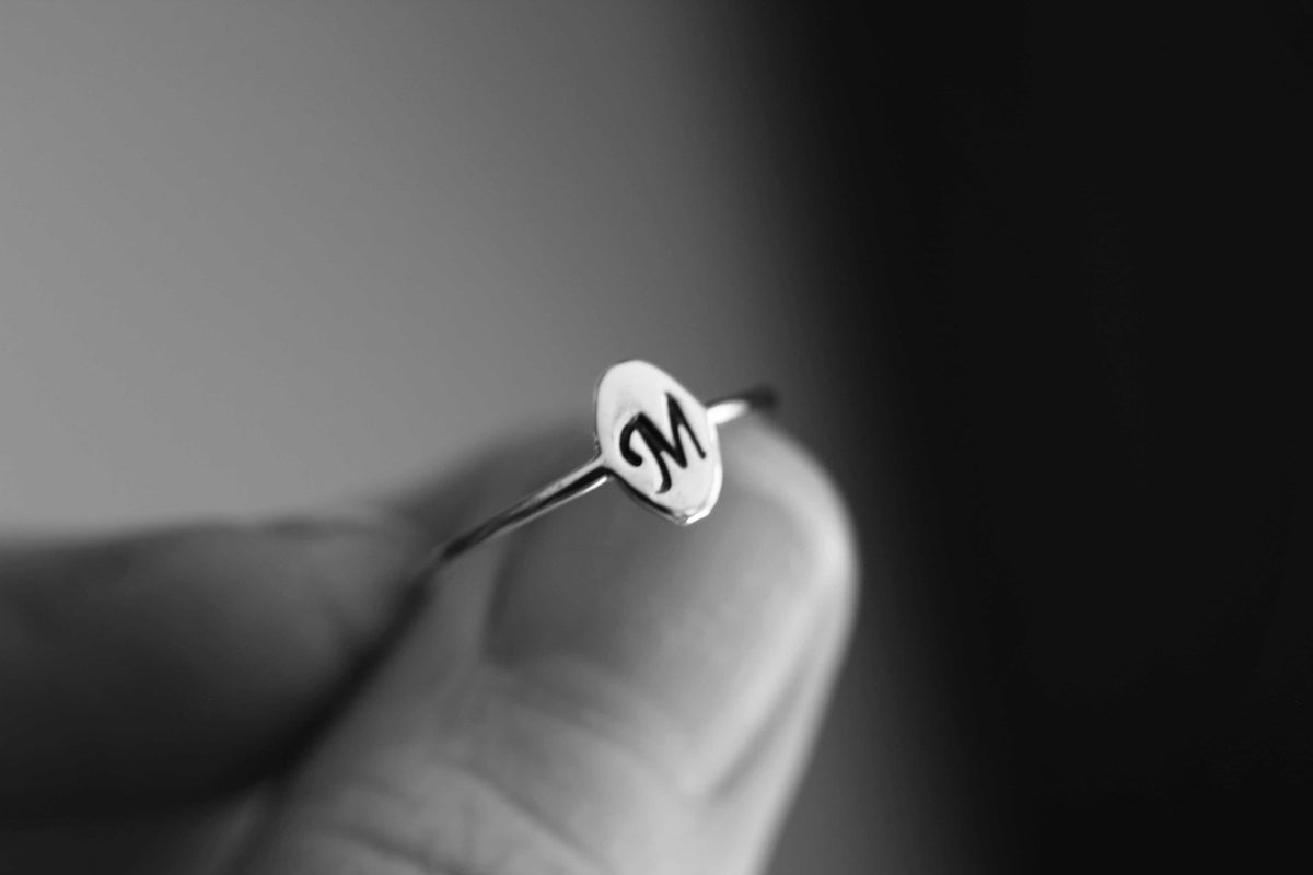 Oval Initial Stacking Ring, Personalized Oval Ring, Minimalist Ring, Initial Ring, Slim Stacking Ring, Letter Ring, Ring, Mothers Ring, Gift