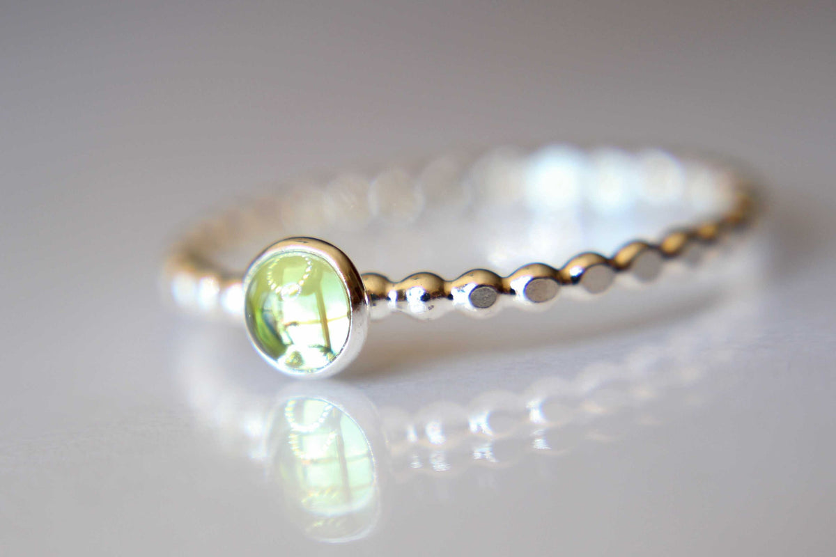 Peridot Ring, Peridot Stacking Ring, Beaded Ring, Simple Stacking Ring, Silver Peridot Ring, Peridot Jewelry, Green, Minimalist Ring, August