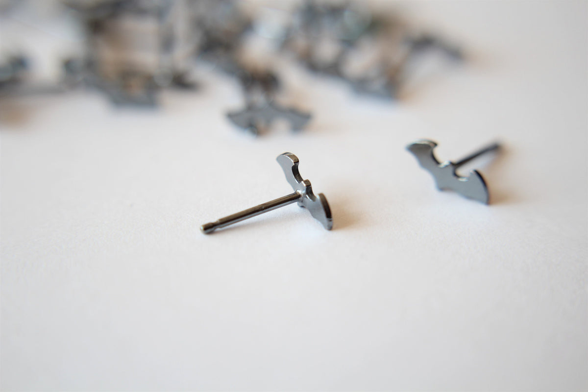 Tiny Bat Earrings, Bat Earrings, Tiny Bat Jewelry, Bat Jewelry, Halloween Jewelry, Halloween, Bat Studs, Tiny Bat Stud Earrings, Gift