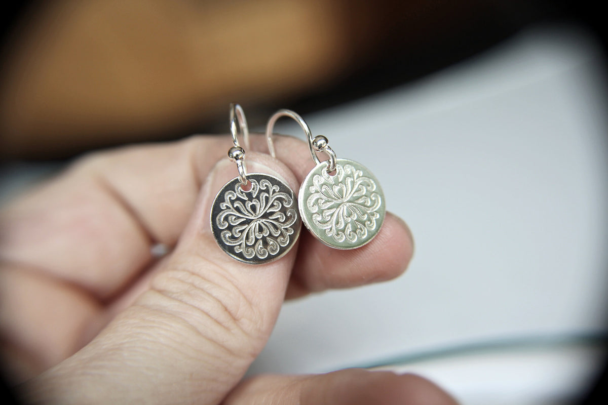 Silver Victorian Floral Flourish Disc Earrings, Round Sterling Silver Disc Earrings, Simple Victorian Floral Flourish Disc Earrings, Gift