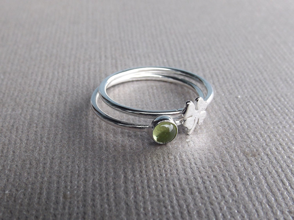 Clover & Peridot Lucky Ring Set,Minimalist Rings,Stacker Rings,Lucky Stacking Rings,Clover Jewelry Ring,Rings,Modern Minimalist Fashion