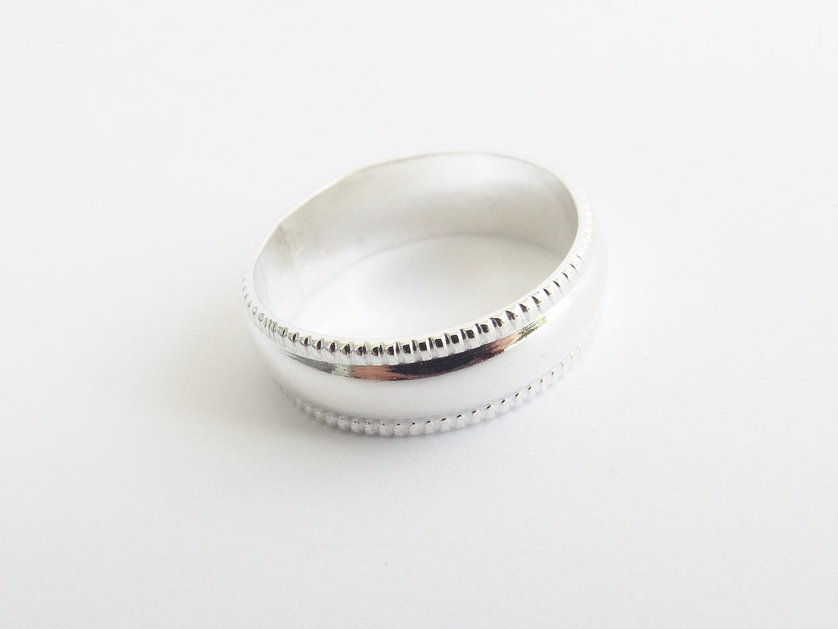 Wide Band Ring,Wide Ring,Big Silver Ring,Thick Band Ring,Textured Ring,Simple Band Ring,Wedding Band,Sterling Thumb Ring,Smooth Modern Ring