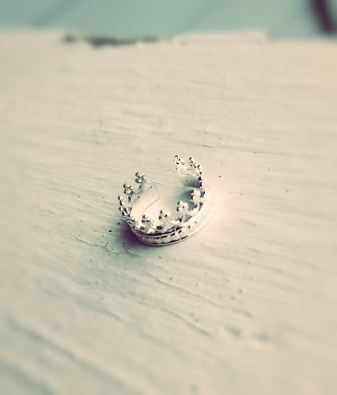 Sterling silver ear cuff,crown ear cuff,princess ear cuff,queen ear cuff,dainty ear cuff,Simple ear cuff,silver,crown,unique,boho,modern