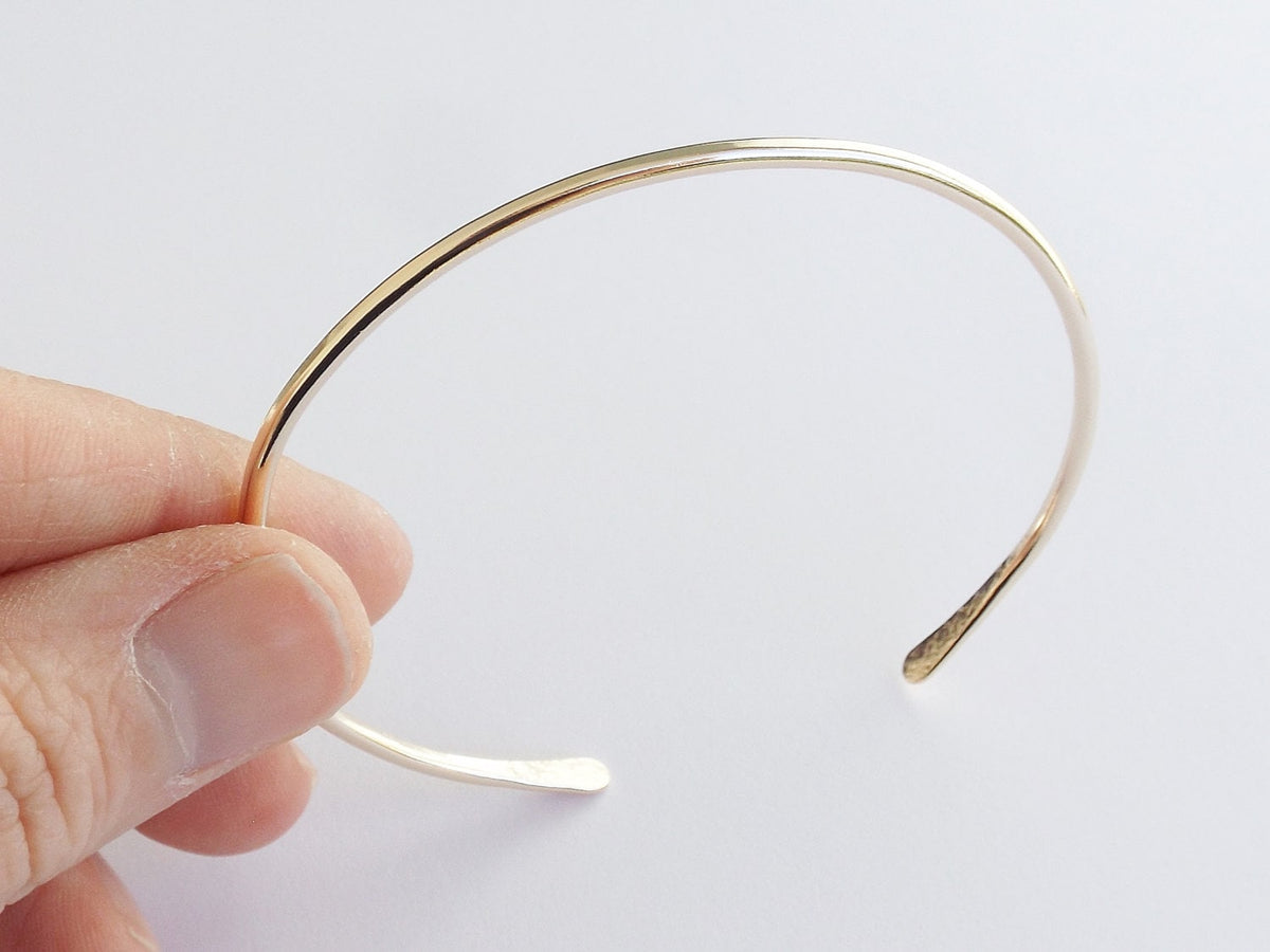 Simple Gold Minimal Cuff Bracelet, Slim Gold Cuff Bracelet, Cuff Bracelet, Gold Bracelet, Simple Bracelet, Minimal, Boho Chic, Gold Cuff